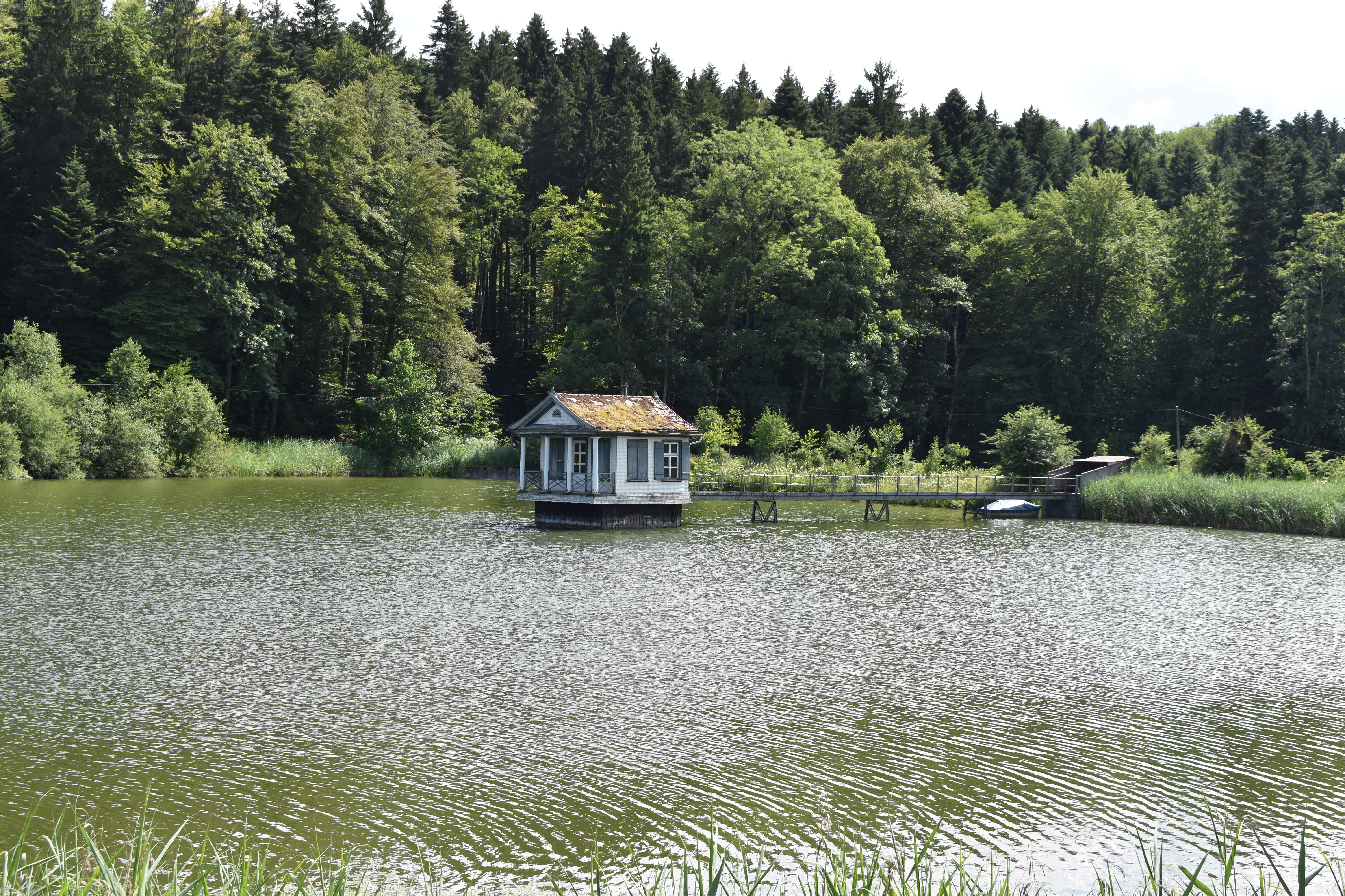 Weniger Weier mit Haeuschen